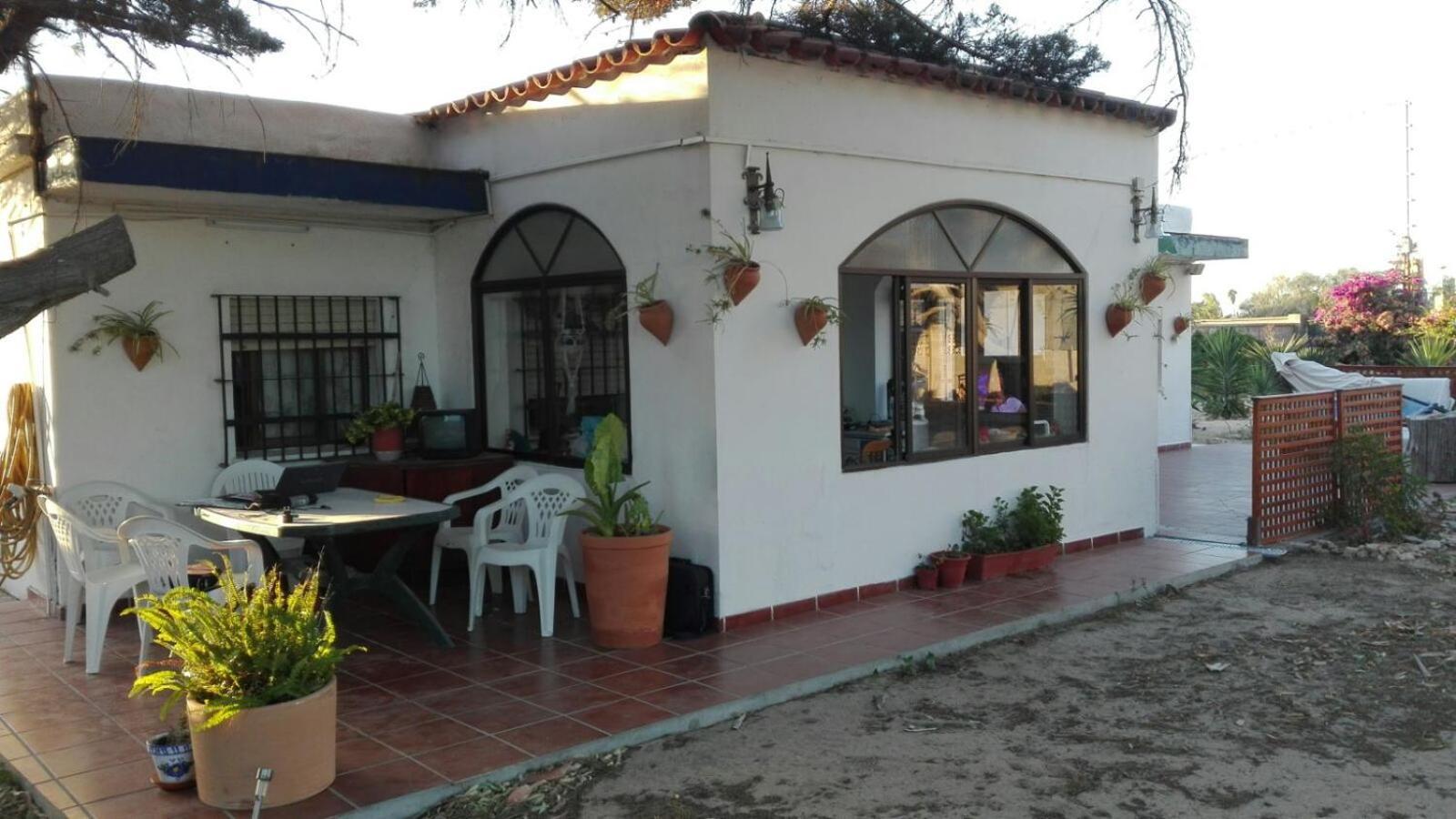 En Finca Las Dunas Dos Chalets Con Jacuzzis En Primera Linea De Playa , Uno De 4 Dormitorios Y Otro De 2 Dormitorios, Llama Al Seiscientos Veintisiete Cuatrocientos Diecisiete Trescientos Noventa Y Ocho Rota Kültér fotó