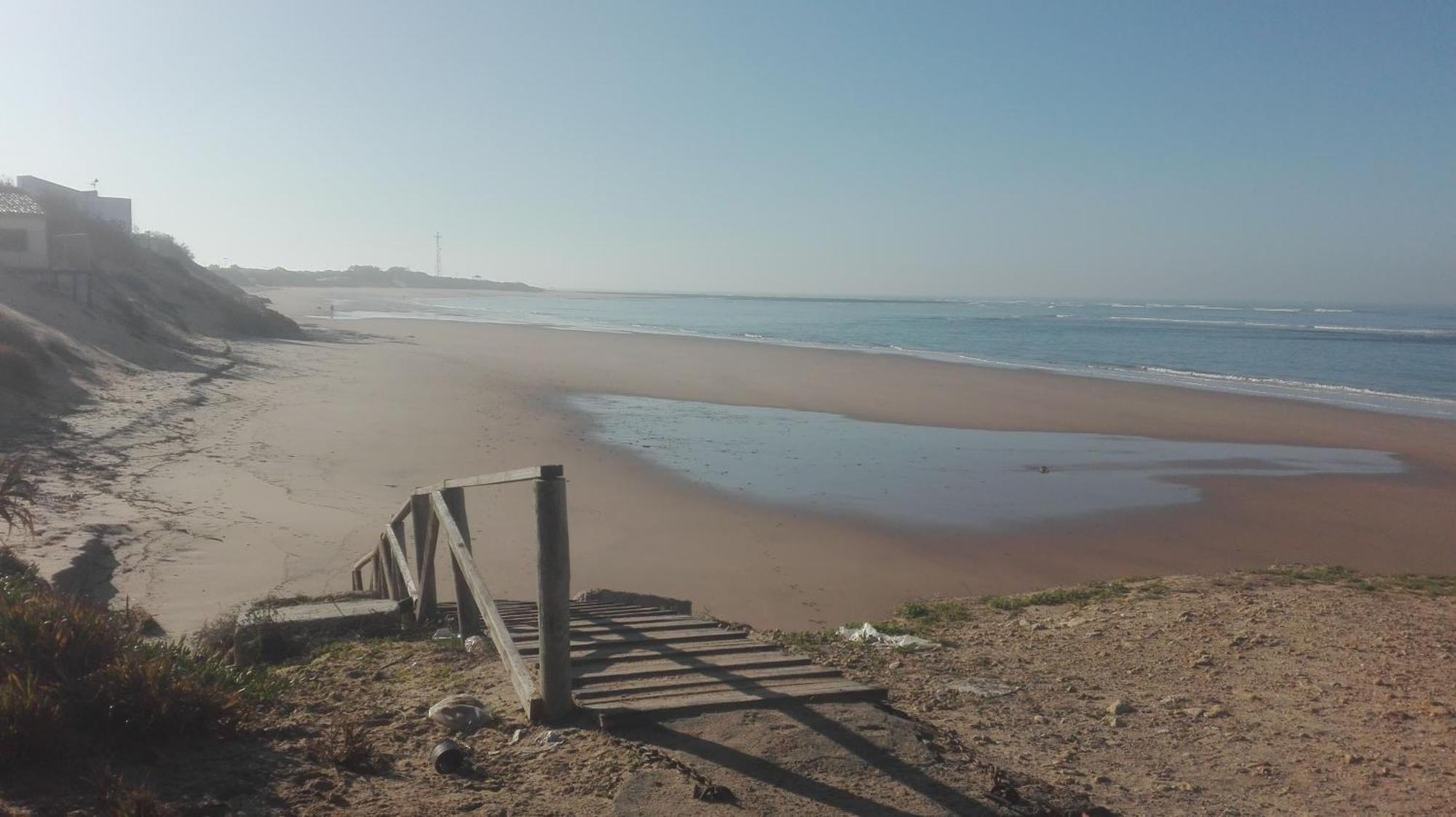 En Finca Las Dunas Dos Chalets Con Jacuzzis En Primera Linea De Playa , Uno De 4 Dormitorios Y Otro De 2 Dormitorios, Llama Al Seiscientos Veintisiete Cuatrocientos Diecisiete Trescientos Noventa Y Ocho Rota Kültér fotó